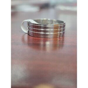 Stainless Steel Mens Band Ring With Grooved Design Size 10 Durable & Polished